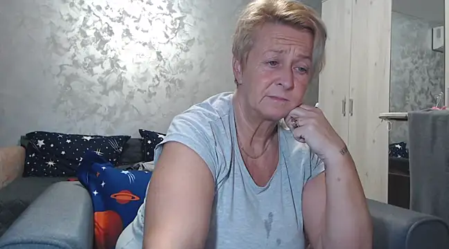RosesandLillies online show from February 2025 05:53:01 PM