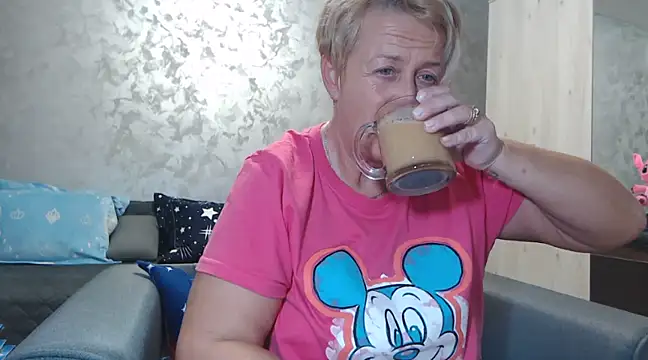 RosesandLillies online show from February 2025 06:12:01 PM