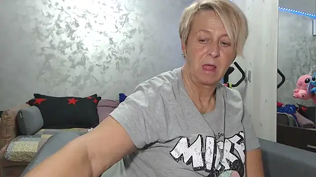 RosesandLillies online show from March 2026 05:47:02 PM