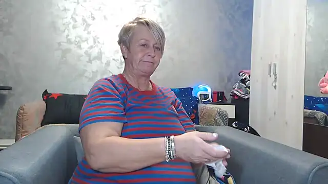 RosesandLillies online show from January 2026 04:43:02 PM