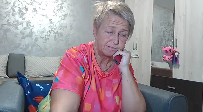 RosesandLillies online show from February 2025 06:03:01 PM