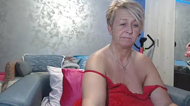 RosesandLillies online show from March 2026 05:42:02 PM