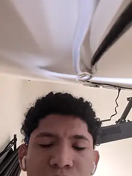 Magno 03 online show from October 2025 03:55:02 PM