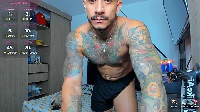 Snapshot of fitnolan chatting on March 2025 10:11:02 AM fitnolan online show from March 2025 10:11:02 AM