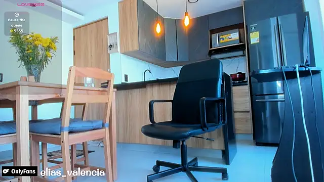 fitnolan online show from February 2026 02:50:01 PM