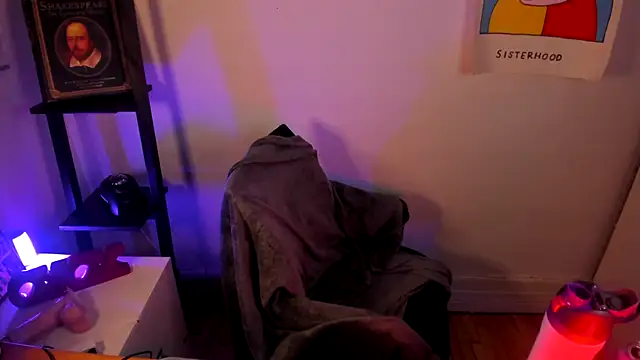 Rosiee69  online show from March 2026 12:48:02 AM