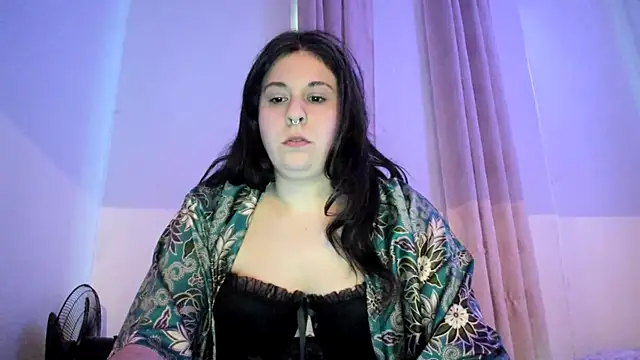 Snapshot of Rosiee69_ chatting on February 2025 10:09:01 PM Rosiee69  online show from February 2025 10:09:01 PM