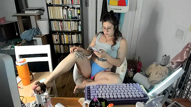 Snapshot of Rosiee69_ chatting on October 2025 01:12:02 PM Rosiee69  online show from October 2025 01:12:02 PM