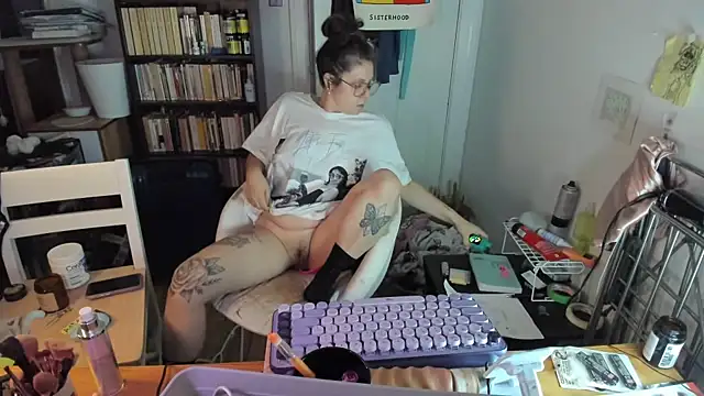 Snapshot of Rosiee69_ chatting on November 2025 01:38:01 PM Rosiee69 online show from November 2025 01:38:01 PM