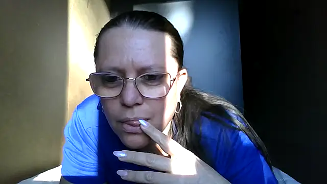 Conejta online show from February 2025 03:00:02 PM