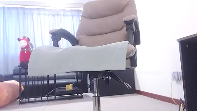 Snapshot of beira-01 chatting on December 2025 04:46:02 AM beira-01 online show from December 2025 04:46:02 AM