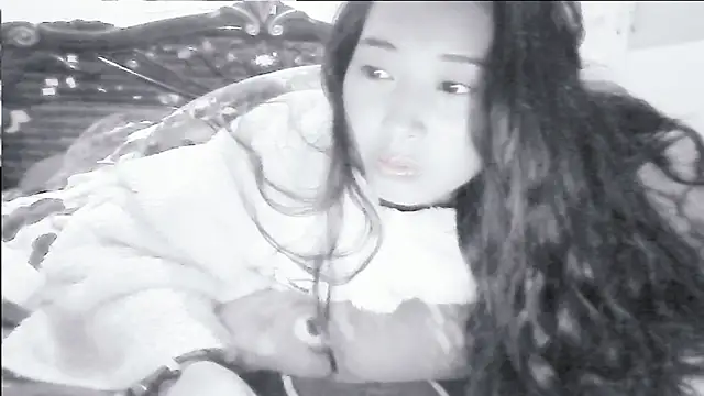 Snapshot of hebe-02 chatting on March 2025 03:35:02 PM hebe-02 online show from March 2025 03:35:02 PM