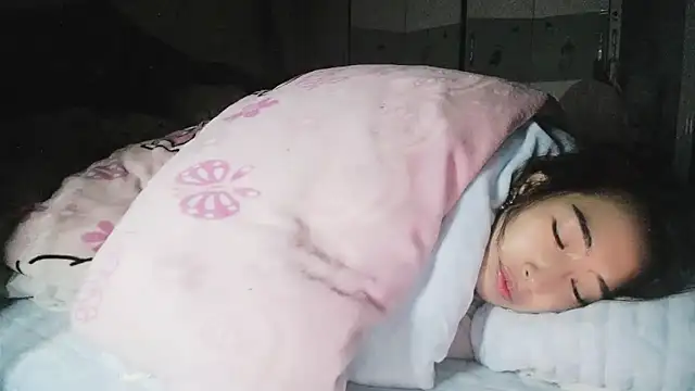 hebe-02 online show from November 2025 01:22:01 PM