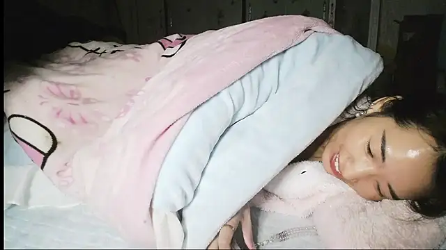 hebe-02 online show from December 2025 01:35:02 PM