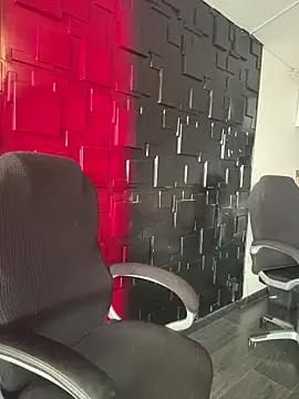 Emily-teen online show from February 2026 07:25:01 PM