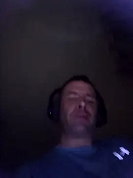 Nidge251 online show from October 2025 04:34:01 AM