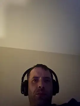 Nidge251 online show from September 2025 05:21:01 AM