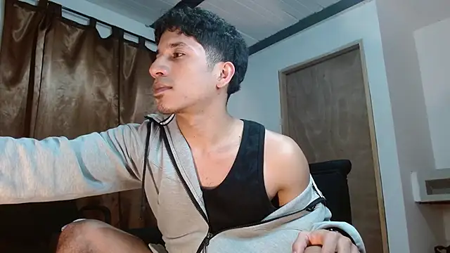 AngelHil online show from May 2026 01:42:01 AM