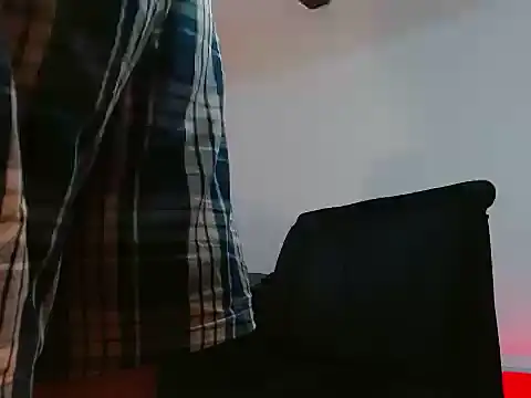 AngelHil online show from December 2025 01:19:02 AM