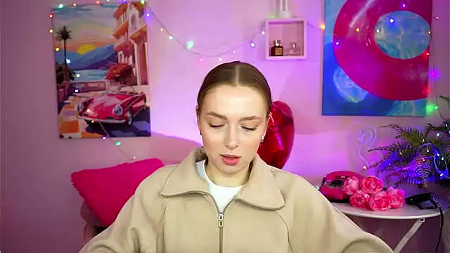 JenniferGraces online show from February 2025 08:17:01 AM