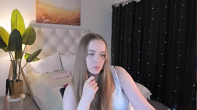 JenniferGraces online show from June 2026 12:32:02 AM