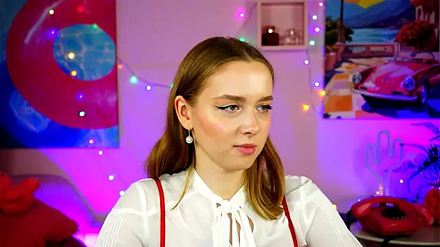 JenniferGraces online show from March 2025 07:23:02 PM