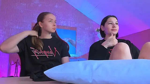 JenniferGraces online show from February 2026 09:03:02 PM