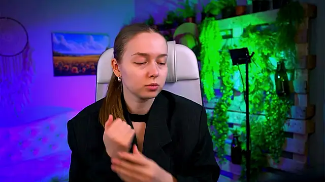 JenniferGraces online show from February 2026 11:10:01 AM