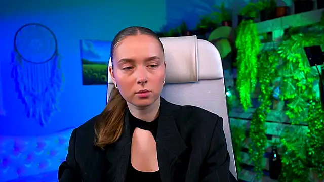 JenniferGraces online show from February 2026 07:15:01 PM