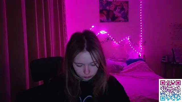 boozekirs  online show from February 2026 02:22:01 AM