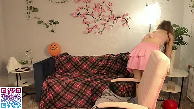 boozekirs  online show from October 2025 03:05:01 AM