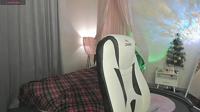 boozekirs  online show from December 2025 02:34:01 AM