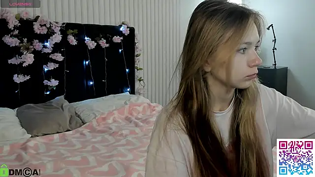 boozekirs  online show from October 2025 03:08:01 AM