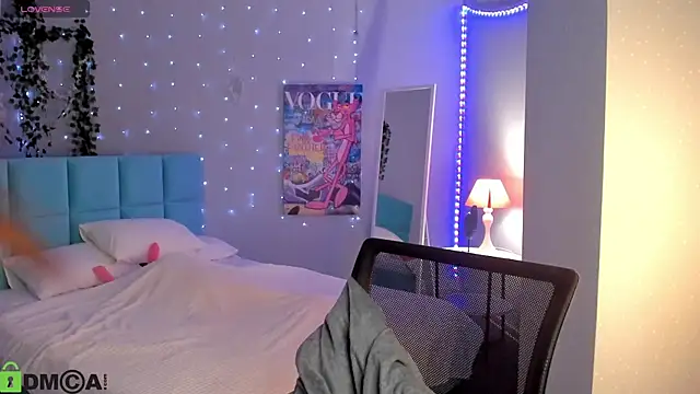 boozekirs  online show from April 2026 02:57:01 AM