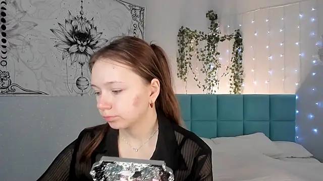 boozekirs  online show from March 2026 03:06:01 AM