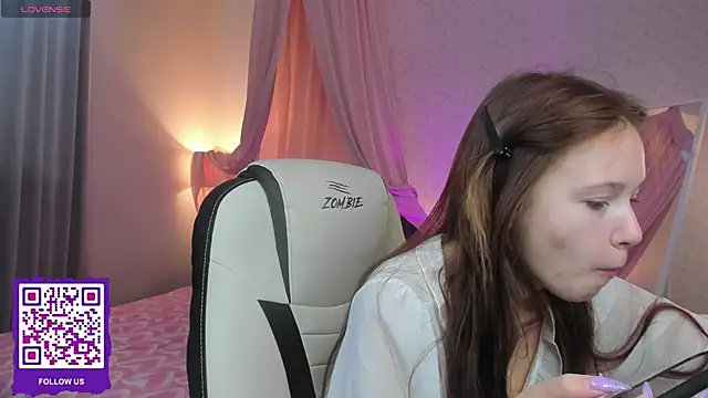 boozekirs  online show from September 2025 02:56:01 AM