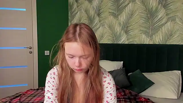 boozekirs  online show from November 2025 03:43:01 AM