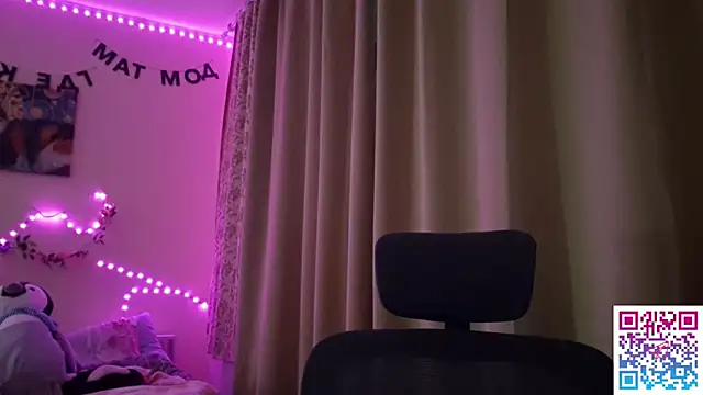 boozekirs  online show from February 2026 02:29:02 AM