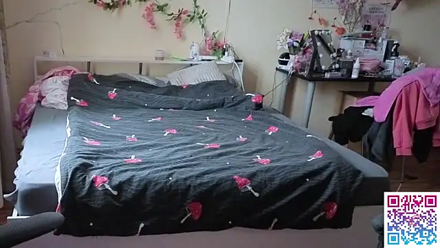 boozekirs  online show from March 2026 02:59:02 AM