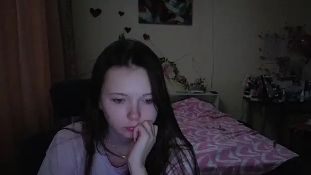 boozekirs  online show from March 2026 03:00:01 AM