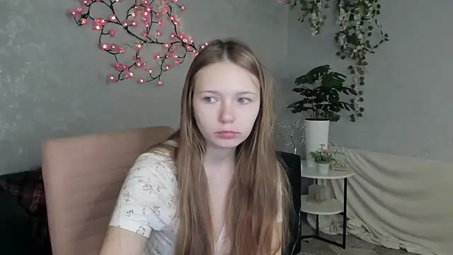 boozekirs  online show from November 2025 03:10:02 AM