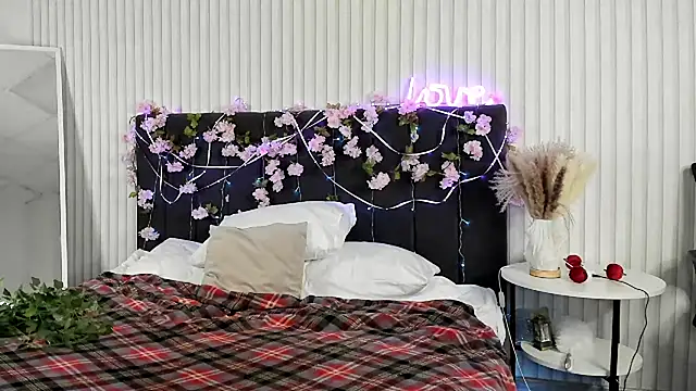 boozekirs  online show from November 2025 03:10:02 AM