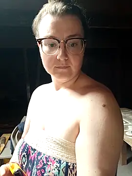 Snapshot of HTXBELLE chatting on September 2025 01:57:01 AM HTXBELLE online show from September 2025 01:57:01 AM