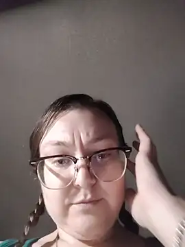 Snapshot of HTXBELLE chatting on November 2025 12:26:01 PM HTXBELLE online show from November 2025 12:26:01 PM