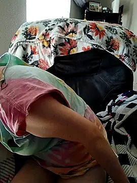 Snapshot of HTXBELLE chatting on October 2025 09:05:02 PM HTXBELLE online show from October 2025 09:05:02 PM