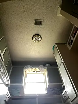 Snapshot of HTXBELLE chatting on December 2025 04:34:02 PM HTXBELLE online show from December 2025 04:34:02 PM