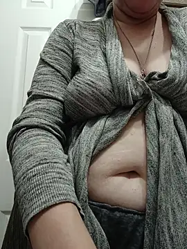 Snapshot of HTXBELLE chatting on November 2025 06:46:02 PM HTXBELLE online show from November 2025 06:46:02 PM