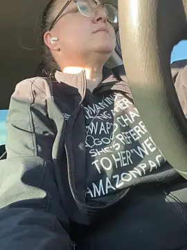 Snapshot of HTXBELLE chatting on January 2026 10:03:02 PM HTXBELLE online show from January 2026 10:03:02 PM