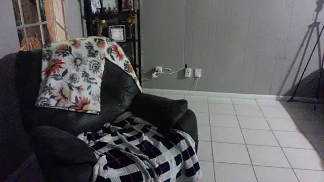 Snapshot of HTXBELLE chatting on October 2025 01:18:01 AM HTXBELLE online show from October 2025 01:18:01 AM