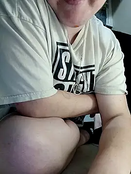 Snapshot of HTXBELLE chatting on October 2025 04:25:02 AM HTXBELLE online show from October 2025 04:25:02 AM